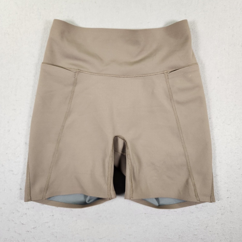Nike Universa Women's Medium Support High Waisted Shorts HQ6832-233 XS Beige NWT